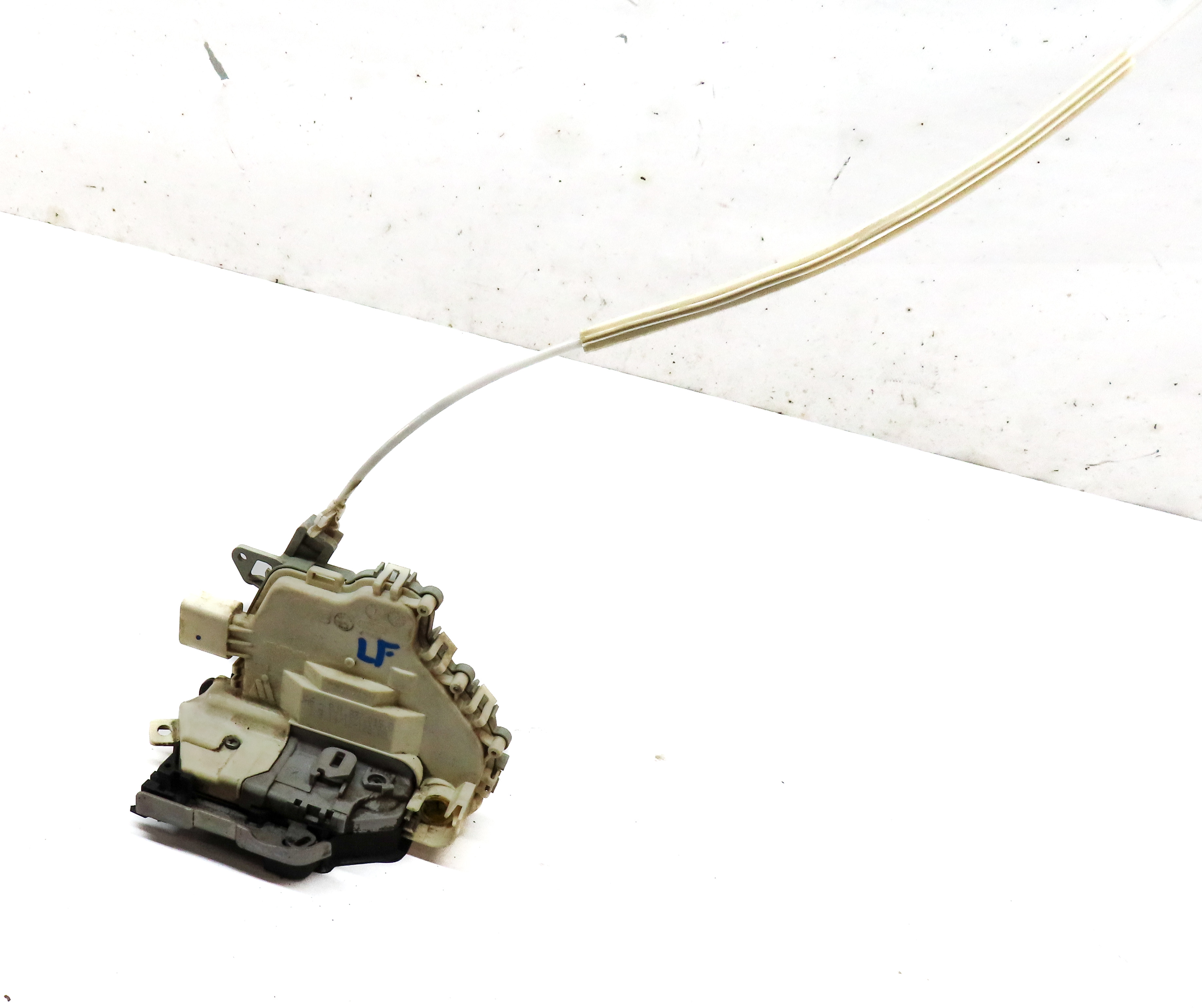 10-23 PORSCHE AUDI A4 A5 A6 A7 A8 Q3 Q5 Q7 TT FRONT LEFT DRIVER DOOR LATCH — exact item pictured